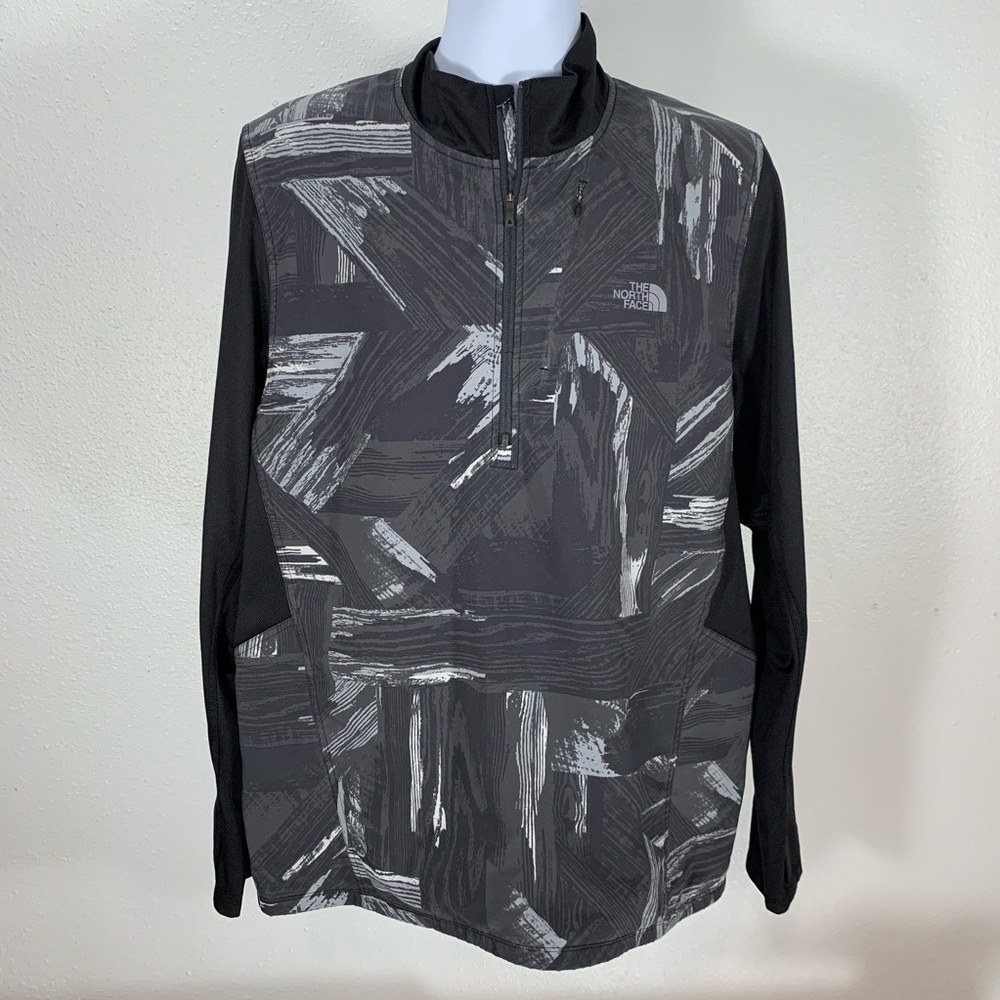 The North Face Quarter Zip Pullover size XL
